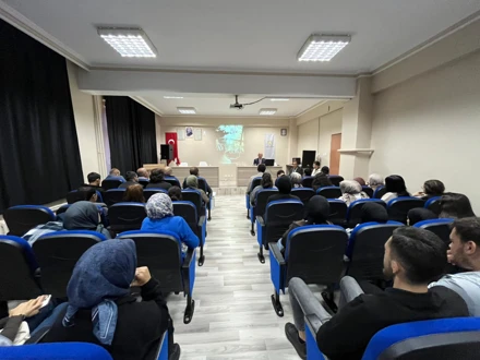 Bozkır Meslek Yüksekokulu’nda “Kariyer Günleri” Kapsamında Anlamlı Bir Söyleşi